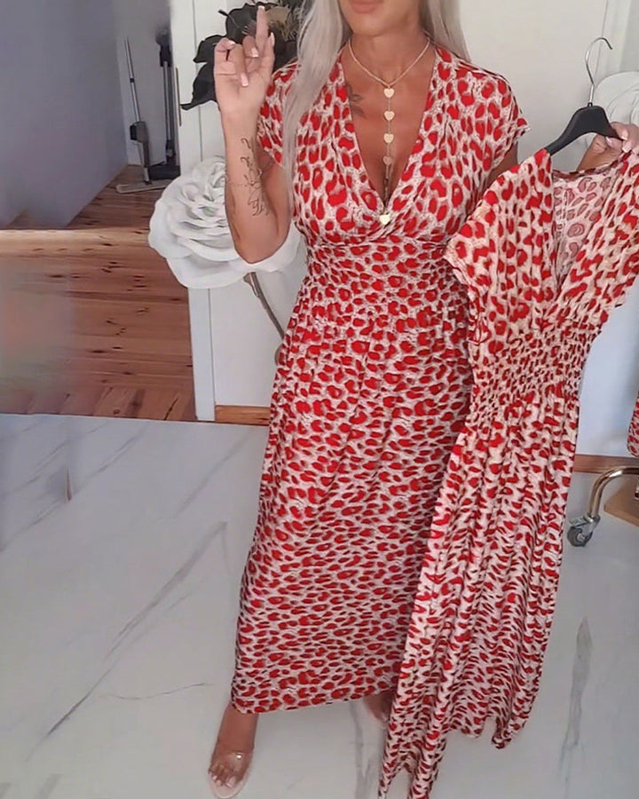 Elegantes Kleid mit Leopardenmuster und V-Ausschnitt MOKKAKAI