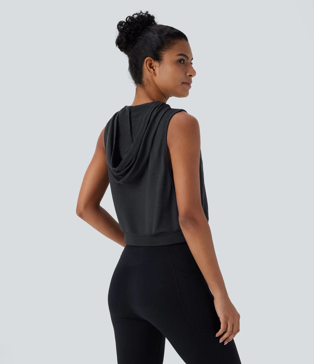 Ava™ | Sportliches Crop Tanktop mit Kapuze MOKKAKAI