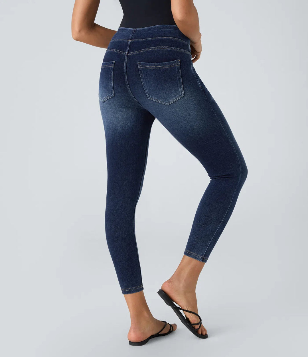 Mariola™ Jeans – Komfort und Stil vereint in einer modernen 7/8-Leggings MOKKAKAI