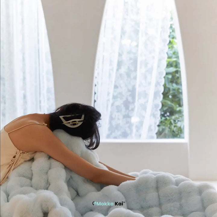 Fluffy Luxe toskanisch gmüetlich: Warme und extra dicki Winterdecke für Bett und Couch! MOKKAKAI