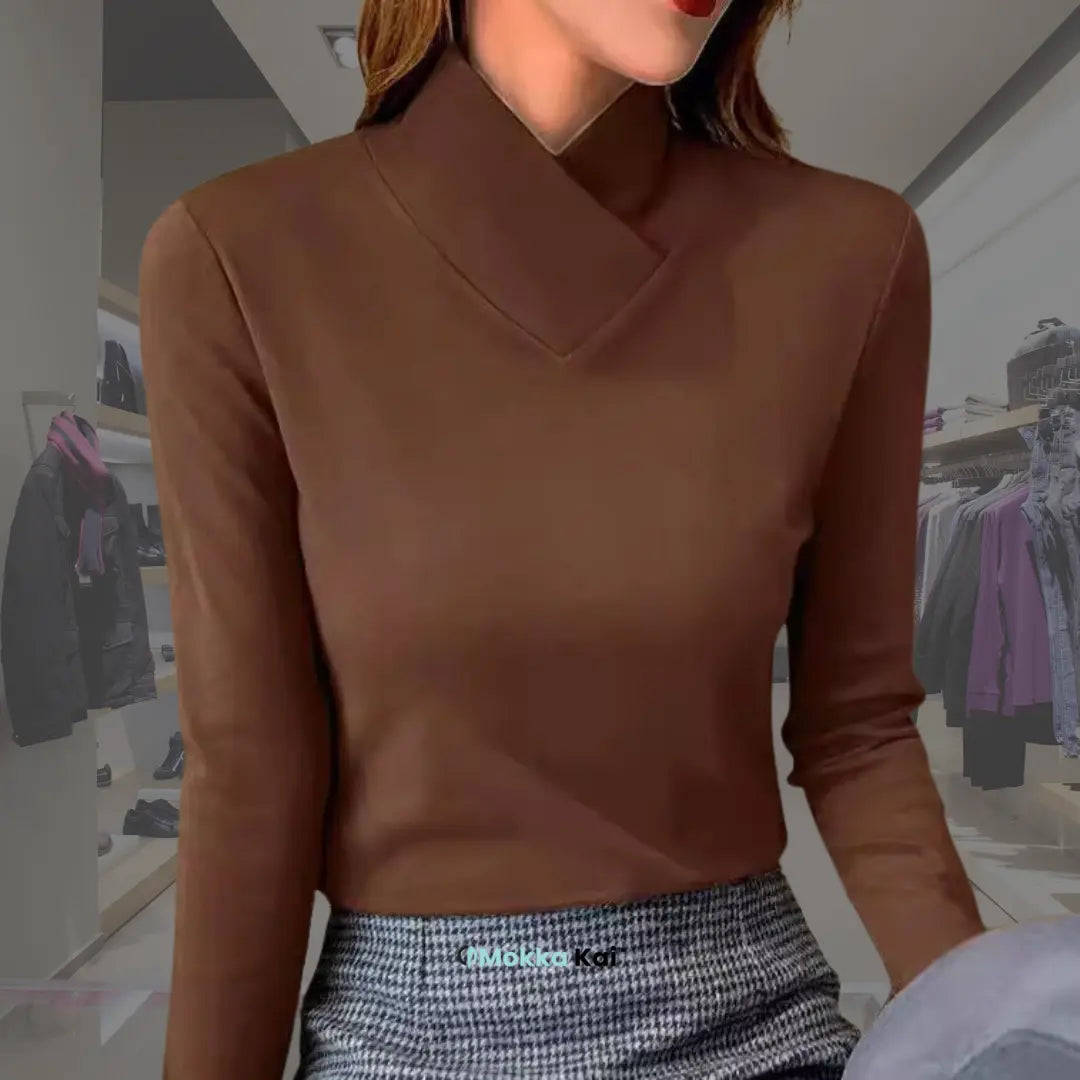 ElegantEdge™ Oberteil mit Überkreuztem Kragen | Zeitlose Eleganz und Vielseitigkeit MOKKAKAI