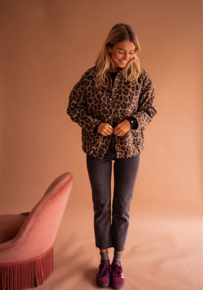 Leona™ – Die Leopard Bomberjacke mit Power MOKKAKAI