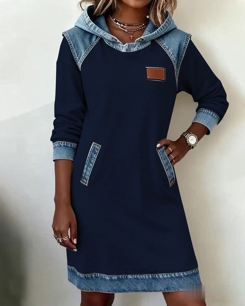 Kapuzenkleid Mit Kontrast-Einsätzen MOKKAKAI