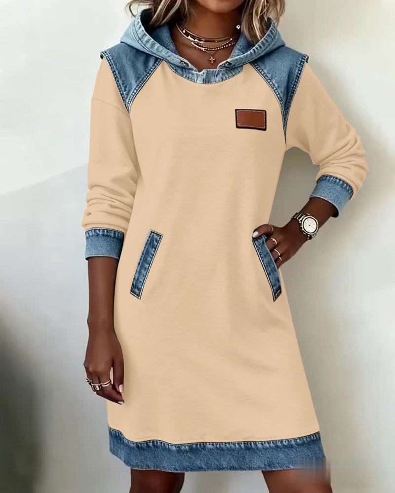Kapuzenkleid Mit Kontrast-Einsätzen MOKKAKAI